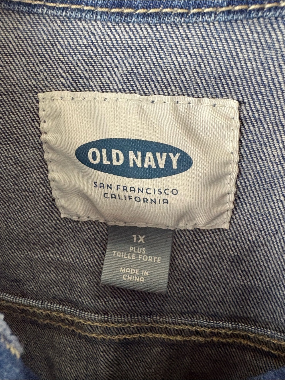 Old Navy Plus Denim Jean Jacket Plus Size 1X EUC - Picture 2 of 8